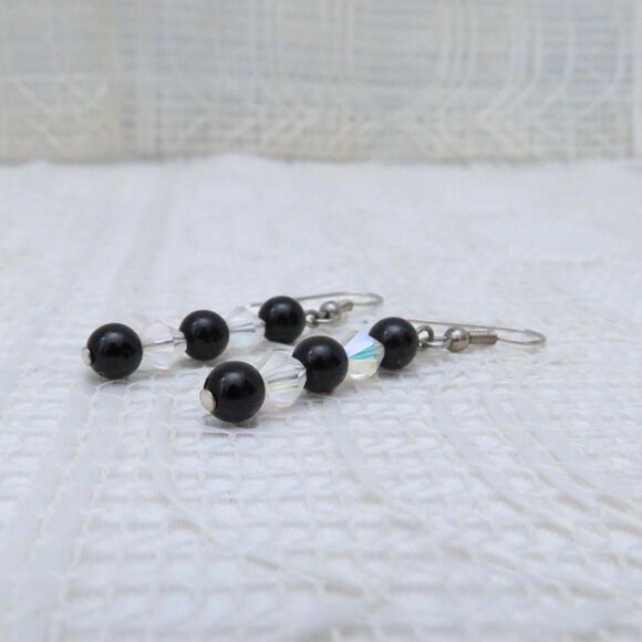 Handmade Onyx and Crystal Dangle Earrings For Women, Casual or Business Jewelry - Picture 6 of 6